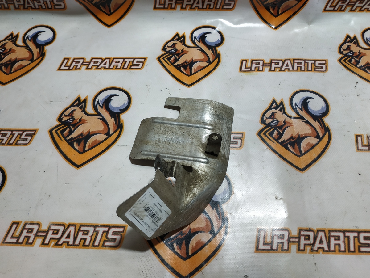 LR022969 Экран Range Rover L322 (2002-2012) Б/У